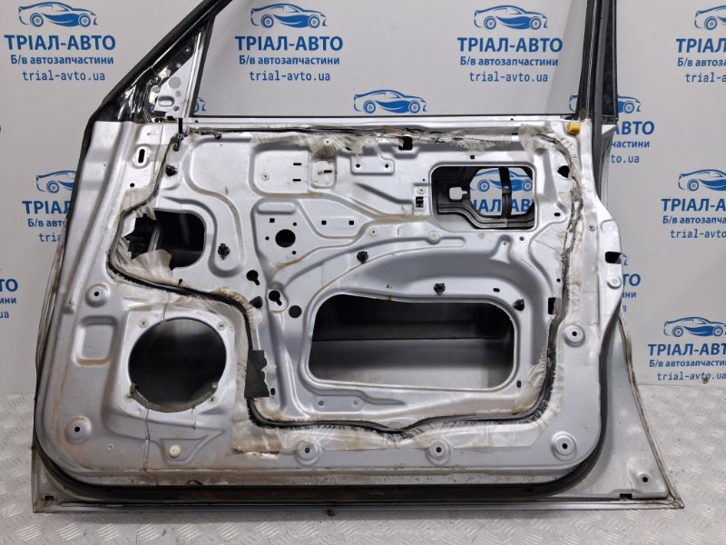 Дверь передняя правая Pajero Wagon 1999-2006 3 3.2 Дизель 4M41