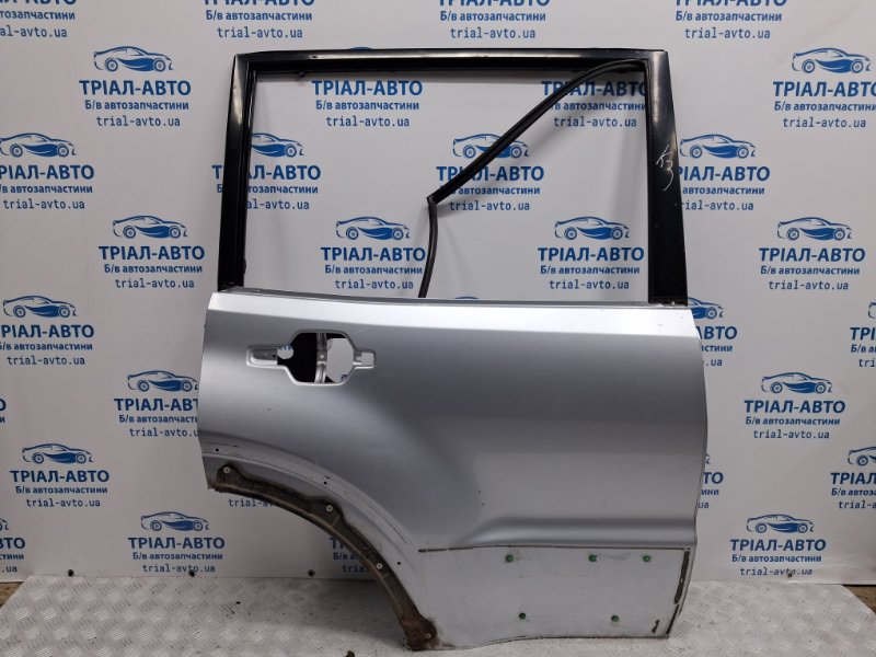 Запчасть дверь задняя правая Mitsubishi Pajero Wagon 1999-2006 3 3.2 Дизель 4M41 MN150368 Б/У Дверь задняя правая Mitsubishi Pajero Wagon 1999-2006 3 3.2 Дизель 4M41 MN150368 Б/У