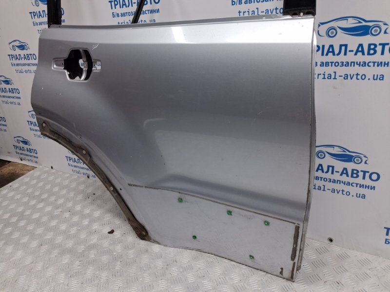 Дверь задняя правая Pajero Wagon 1999-2006 3 3.2 Дизель 4M41 Дверь задняя правая Pajero Wagon 1999-2006 3 3.2 Дизель 4M41