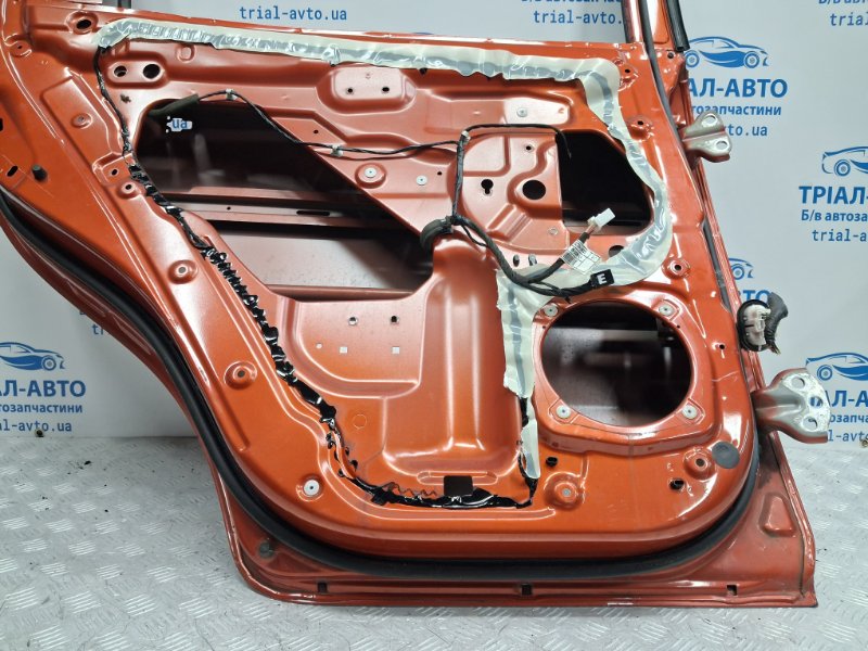 Дверь задняя левая Korando 2010-2019 C200 2.0 diesel D20Dt
