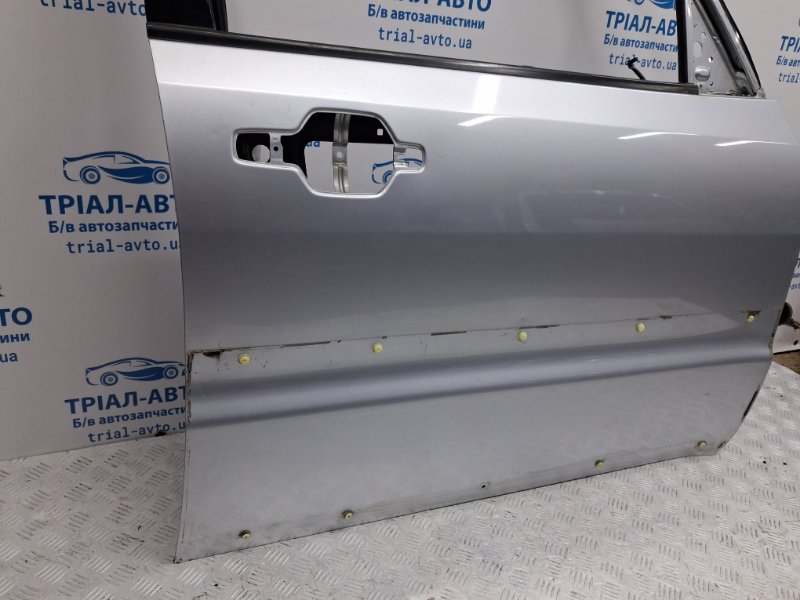 Дверь передняя правая Mitsubishi Pajero Wagon 4 3.2 Дизель 4M41