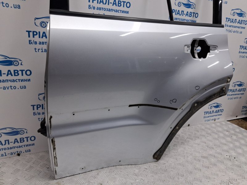 Дверь задняя левая Mitsubishi Pajero Wagon 4 3.2 Дизель 4M41