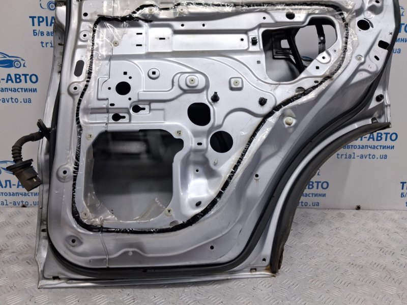 Дверь задняя правая Pajero Wagon 2006-2022 4 3.2 Дизель 4M41