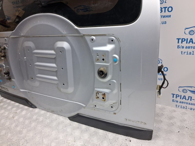 Крышка багажника Pajero Wagon 2006-2022 4 3.2 Дизель 4M41 Крышка багажника Pajero Wagon 2006-2022 4 3.2 Дизель 4M41