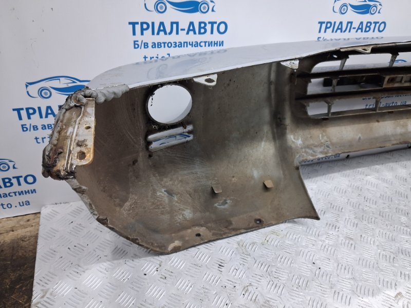 Бампер передний Pajero Wagon 1999-2006 3 3.2 Дизель 4M41