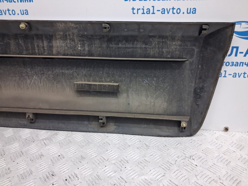 Накладка двери передняя левая Pajero Wagon 2006-2022 4 3.2 Дизель 4M41