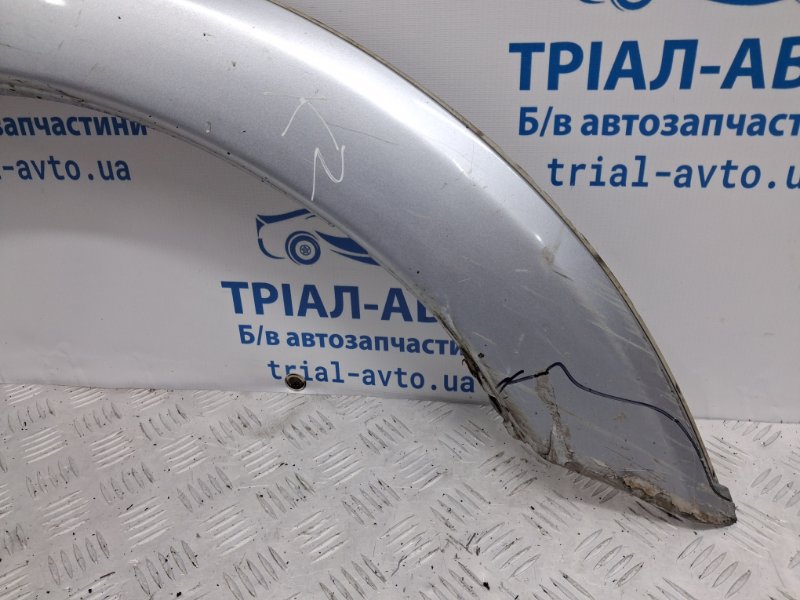 Накладка крыла передняя правая Mitsubishi Pajero Wagon 3 3.2 Дизель 4M41