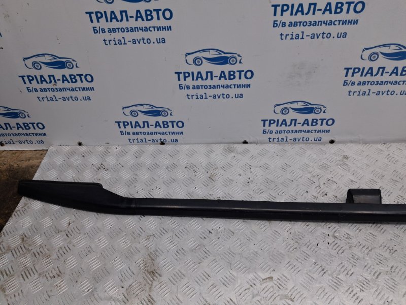 Рейлинг на крышу правый Mitsubishi Pajero Wagon 3 3.2 Дизель 4M41