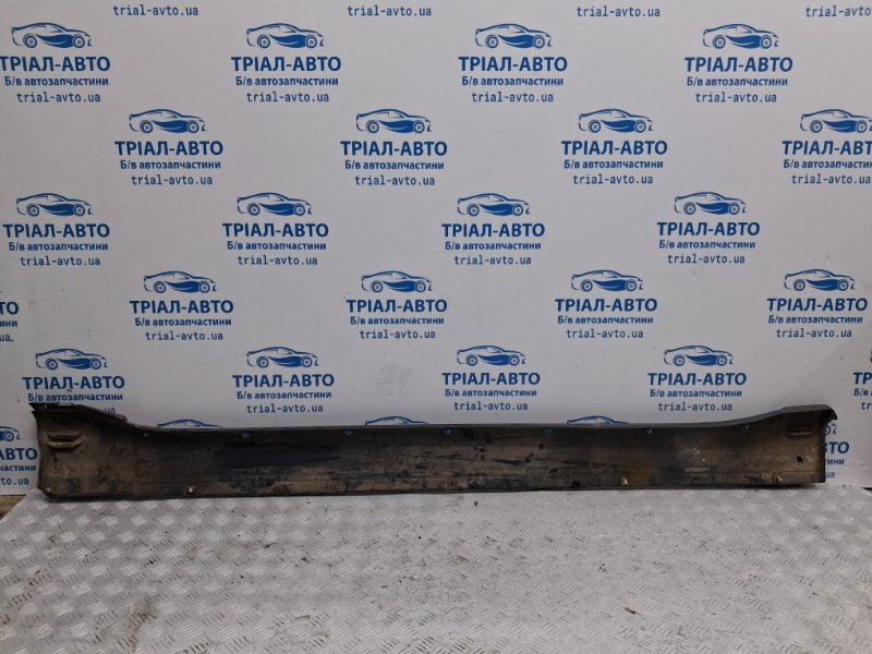 Накладка порога внешняя правая Pajero Wagon 2006-2022 4 3.2 Дизель 4M41