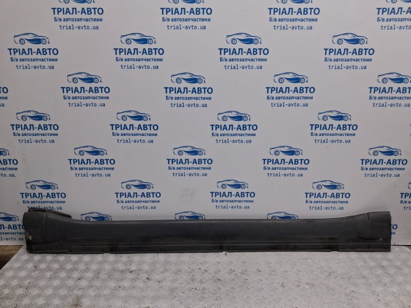 Накладка порога внешняя левая Mitsubishi Pajero Wagon 2006-2022 4 3.2 Дизель 4M41 7405A093 Б/У