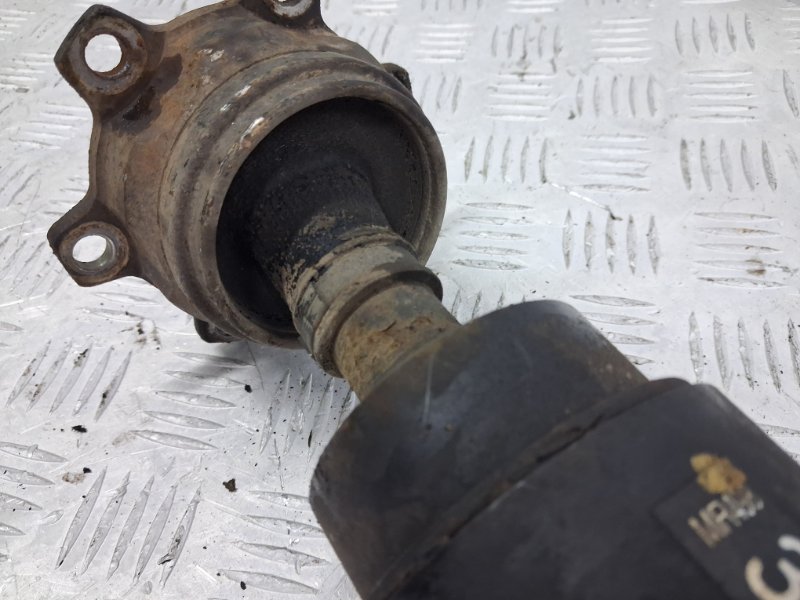 Вал карданный задний Mitsubishi Pajero Wagon 4 3.2 Дизель 4M41