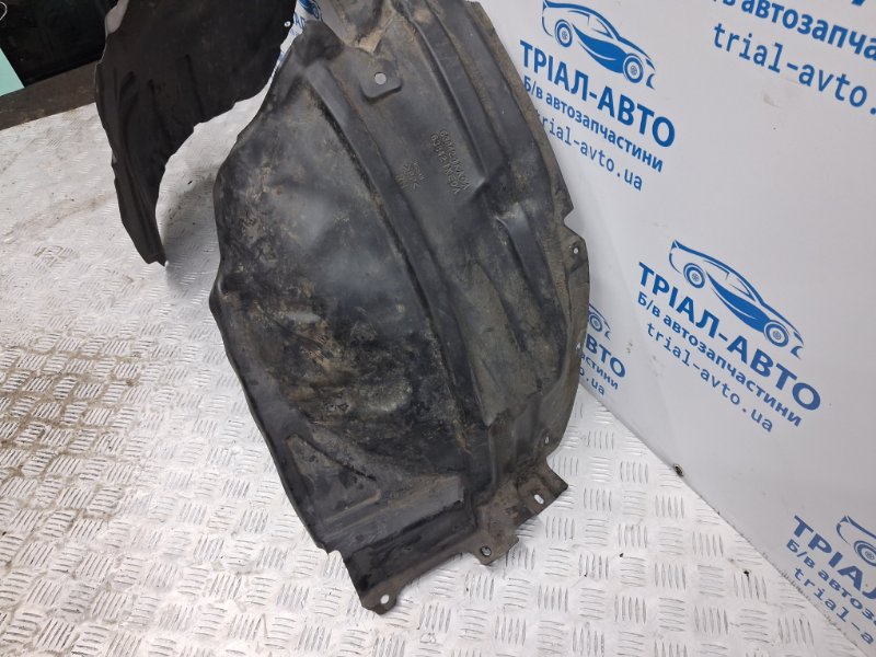 Подкрылок передний правый Juke 2010-2019 F15 1.6 turbo MR16DDT