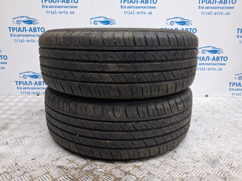 Шины 2шт R17 Б/У