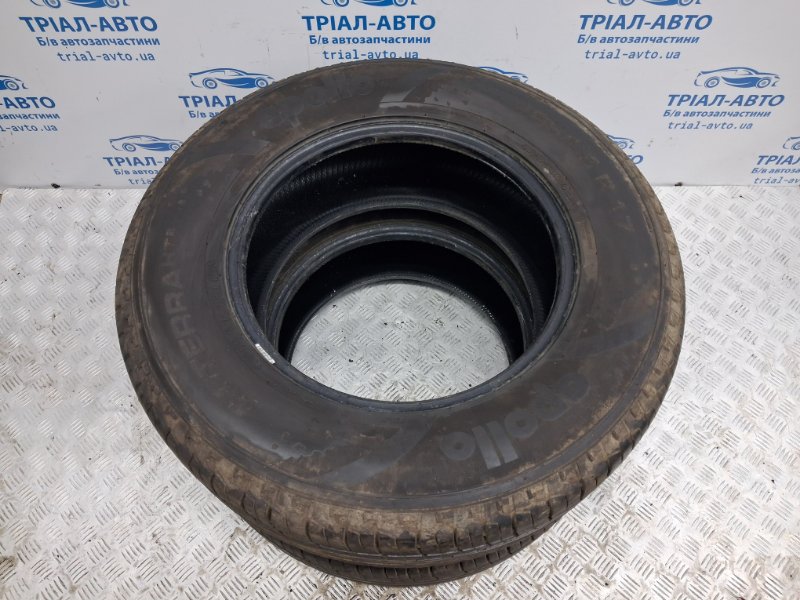Шины 2шт R17