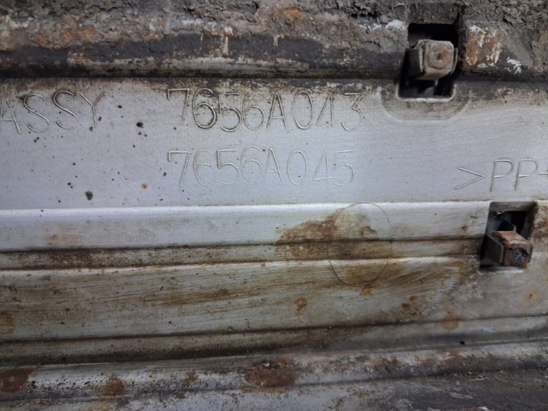 Накладка на подножку левая Pajero Wagon 2006-2022 4 3.2 Дизель 4M41 Накладка на подножку левая Pajero Wagon 2006-2022 4 3.2 Дизель 4M41