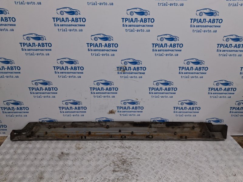 Накладка на подножку правая Pajero Wagon 2006-2022 4 3.2 Дизель 4M41 Накладка на подножку правая Pajero Wagon 2006-2022 4 3.2 Дизель 4M41