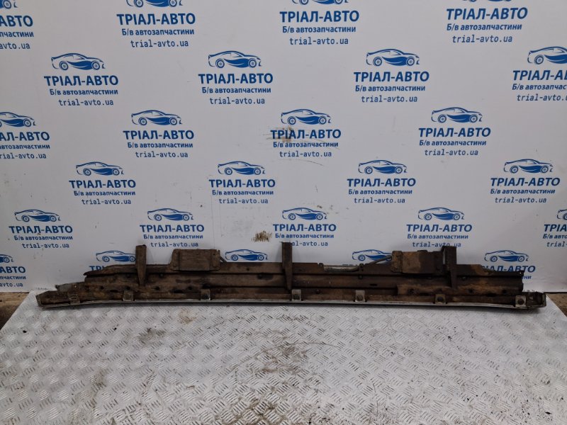 Подножка левая Pajero Wagon 1999-2006 3 3.2 Дизель 4M41 Подножка левая Pajero Wagon 1999-2006 3 3.2 Дизель 4M41