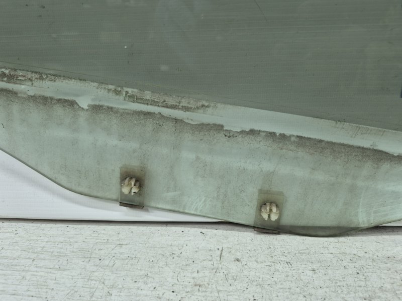 Стекло двери переднее левое Pajero Wagon 2006-2022 4 3.2 Дизель 4M41