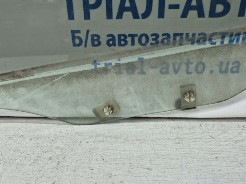 Стекло двери переднее правое Pajero Wagon 2006-2022 4 3.2 Дизель 4M41