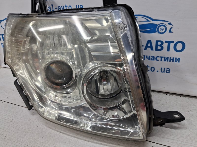 Фара правая галоген Mitsubishi Pajero Wagon 4 3.2 Дизель 4M41