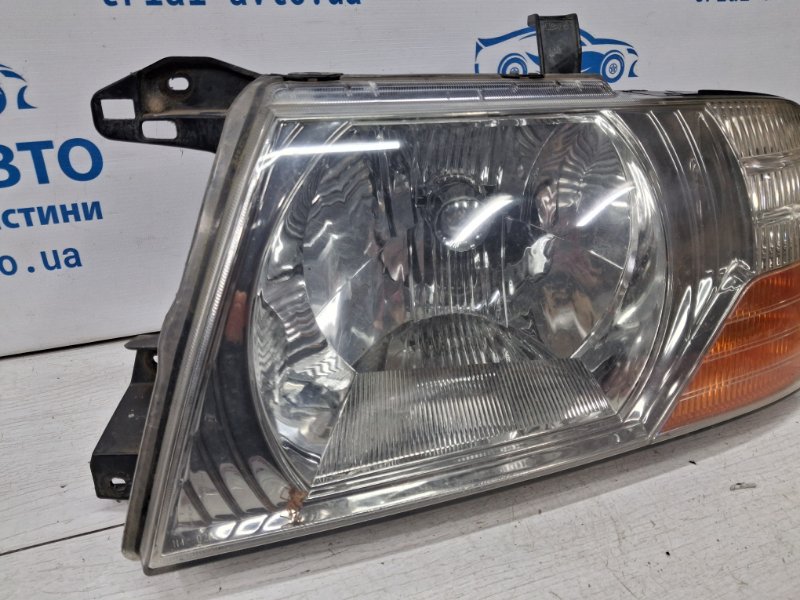 Фара левая галоген Pajero Wagon 1999-2006 3 3.2 Дизель 4M41