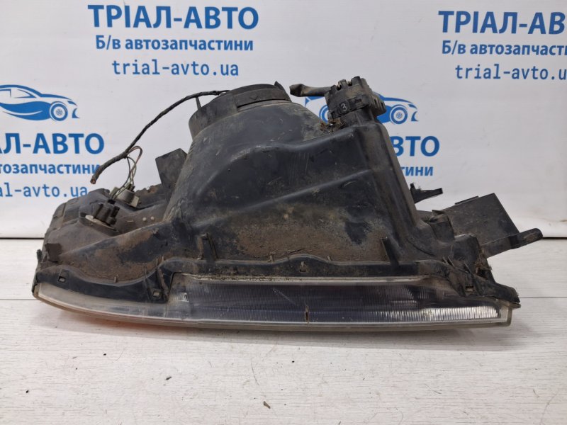 Фара левая галоген Pajero Wagon 1999-2006 3 3.2 Дизель 4M41