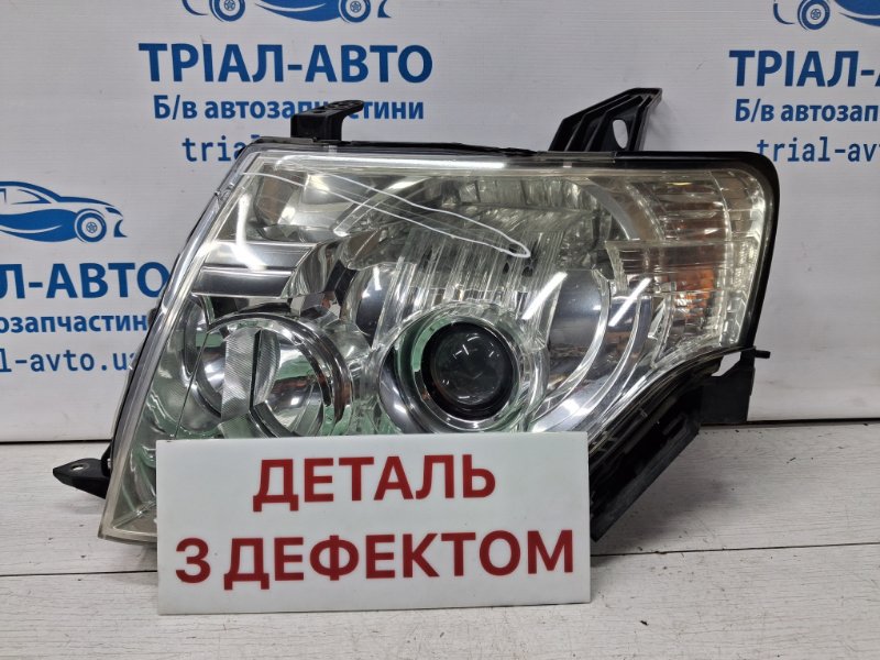 Фара левая галоген Mitsubishi Pajero Wagon 2006-2022 4 3.2 Дизель 4M41 8301A895 Б/У