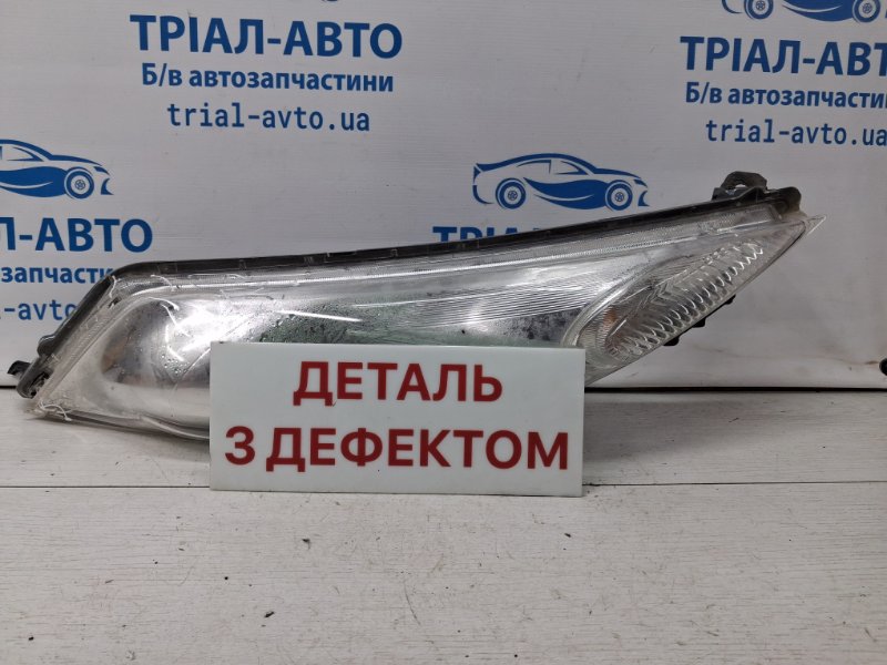 Поворотник правый Nissan Juke 2010-2019 F15 1.6 turbo MR16DDT 261201KL0B Б/У