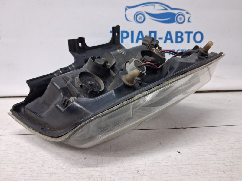 Фонарь задний внешний правый Pajero Wagon 2006-2022 4 3.2 Дизель 4M41