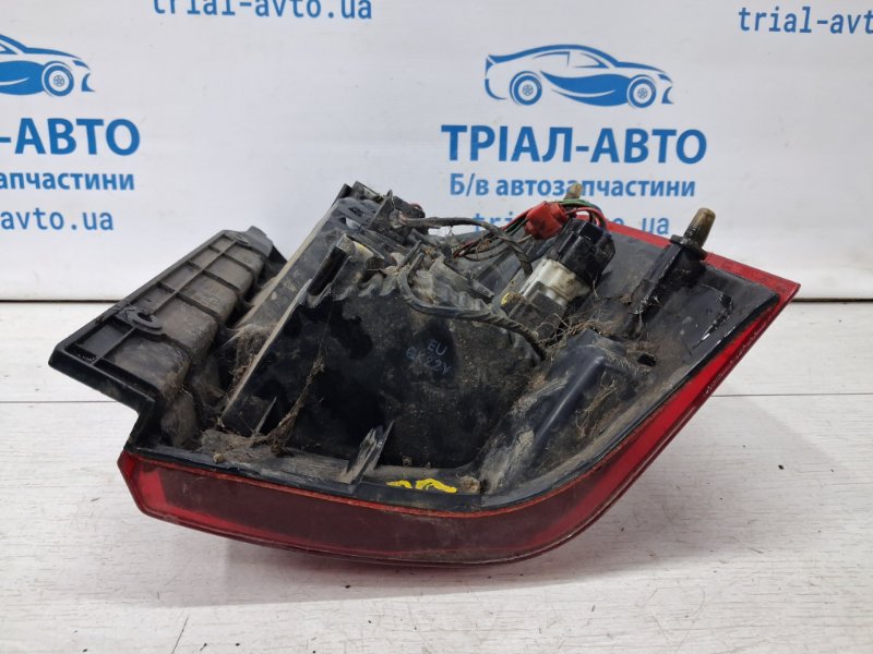 Фонарь задний внешний левый Pajero Wagon 1999-2006 3 3.2 Дизель 4M41 Фонарь задний внешний левый Pajero Wagon 1999-2006 3 3.2 Дизель 4M41