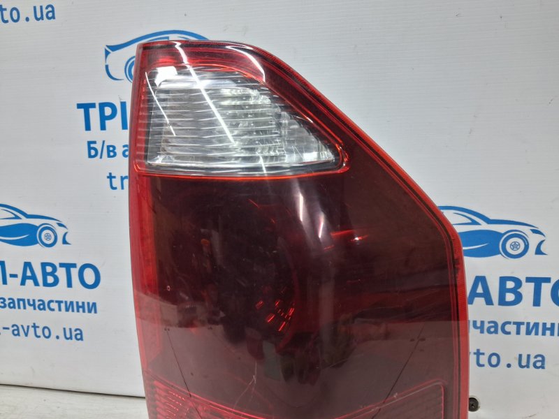 Фонарь задний внешний правый Pajero Wagon 1999-2006 3 3.2 Дизель 4M41