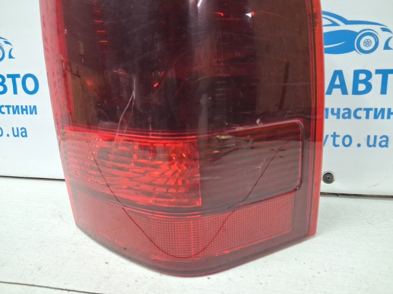 Фонарь задний внешний правый Mitsubishi Pajero Wagon 3 3.2 Дизель 4M41
