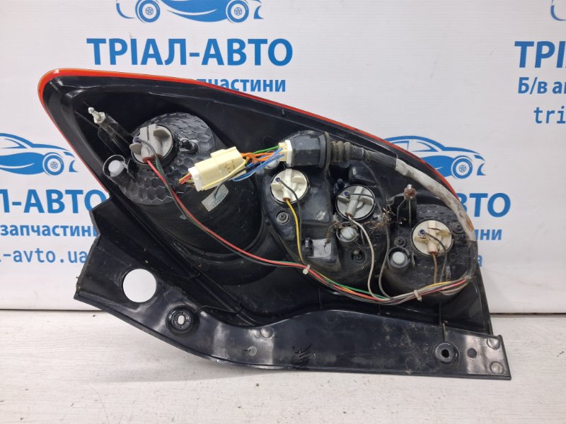 Фонарь задний внешний левый Korando 2010-2019 C200 2.0 diesel D20Dt Фонарь задний внешний левый Korando 2010-2019 C200 2.0 diesel D20Dt