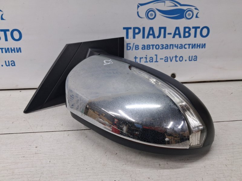 Зеркало правое SsangYong Korando C200 2.0 diesel D20Dt Зеркало правое SsangYong Korando C200 2.0 diesel D20Dt