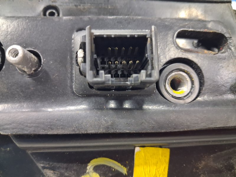 Зеркало правое Korando 2010-2019 C200 2.0 diesel D20Dt Зеркало правое Korando 2010-2019 C200 2.0 diesel D20Dt