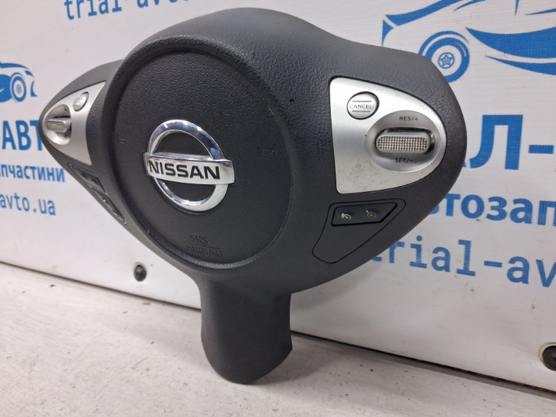 Подушка безопасности в руль Nissan Juke F15 1.6 turbo MR16DDT Подушка безопасности в руль Nissan Juke F15 1.6 turbo MR16DDT