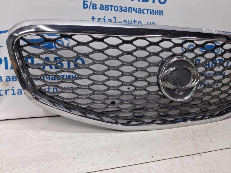 Решетка радиатора Korando 2010-2019 C200 2.0 diesel D20Dt