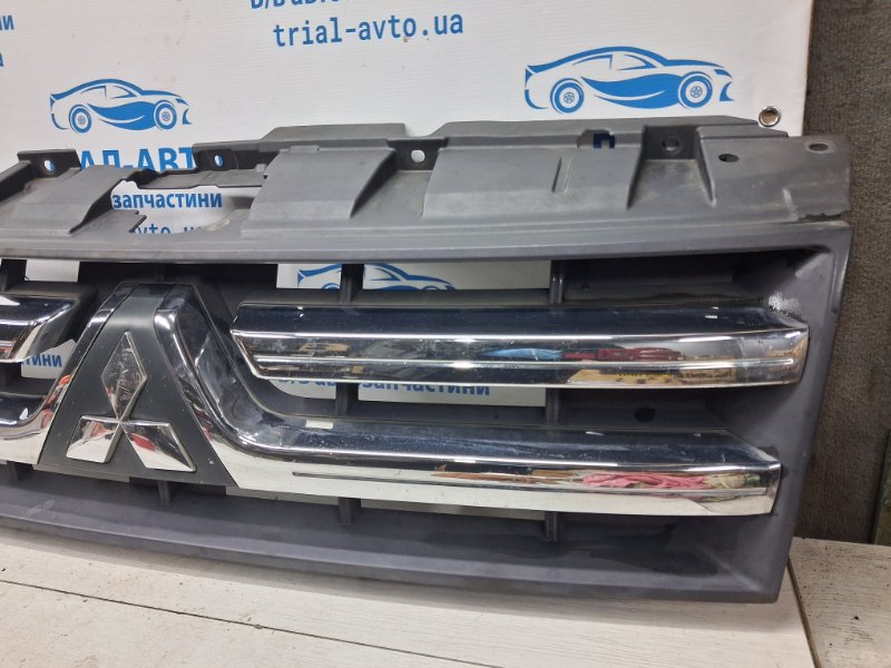 Решетка радиатора Pajero Wagon 2006-2022 4 3.2 Дизель 4M41