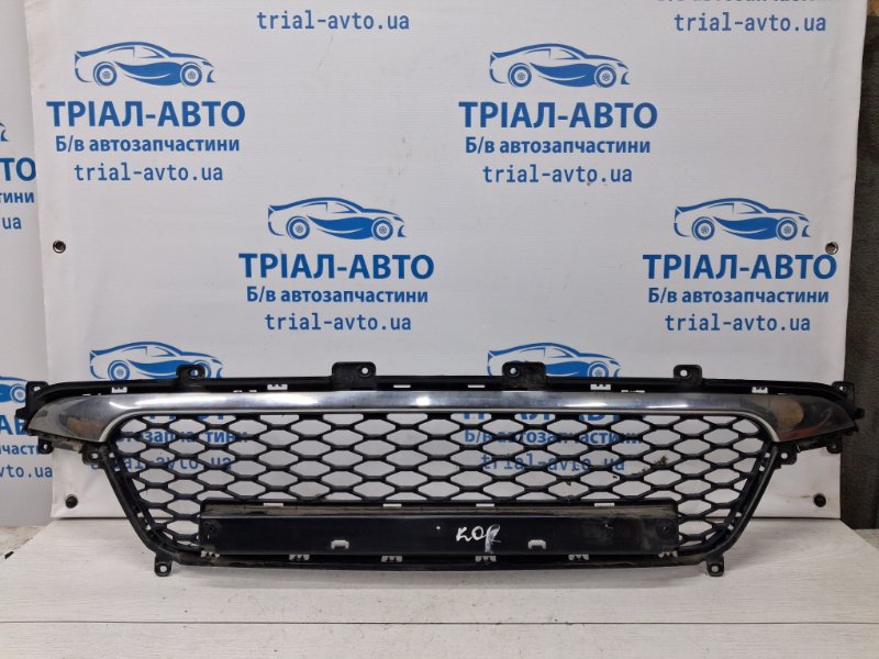 Решетка бампера центральная SsangYong Korando 2010-2019 C200 2.0 diesel D20Dt 7878134300 Б/У
