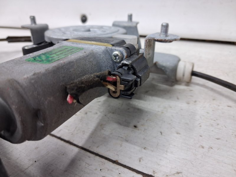 Стеклоподъемник задний левый SsangYong Korando C200 2.0 diesel D20Dt