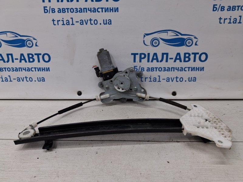 Стеклоподъемник задний правый Korando 2010-2019 C200 2.0 diesel D20Dt Стеклоподъемник задний правый Korando 2010-2019 C200 2.0 diesel D20Dt