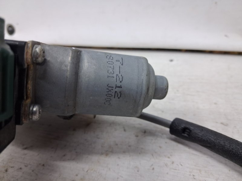 Стеклоподъемник передний левый Juke 2010-2019 F15 1.6 turbo MR16DDT