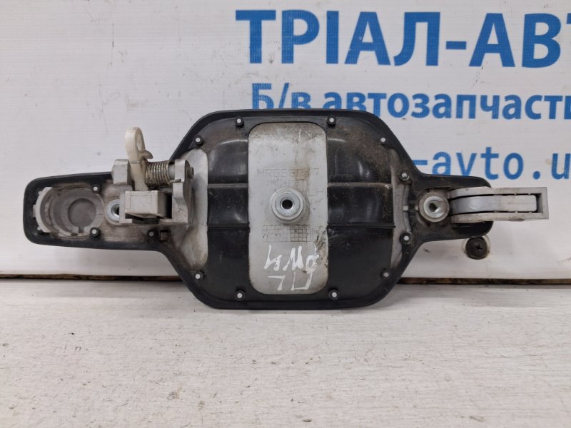 Ручка двери внешняя передняя левая Mitsubishi Pajero Wagon 4 3.2 Дизель 4M41