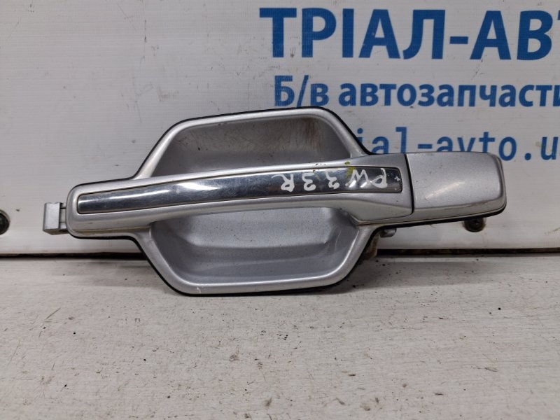 Ручка двери внешняя задняя правая Mitsubishi Pajero Wagon 1999-2006 3 3.2 Дизель 4M41 MR651338 Б/У