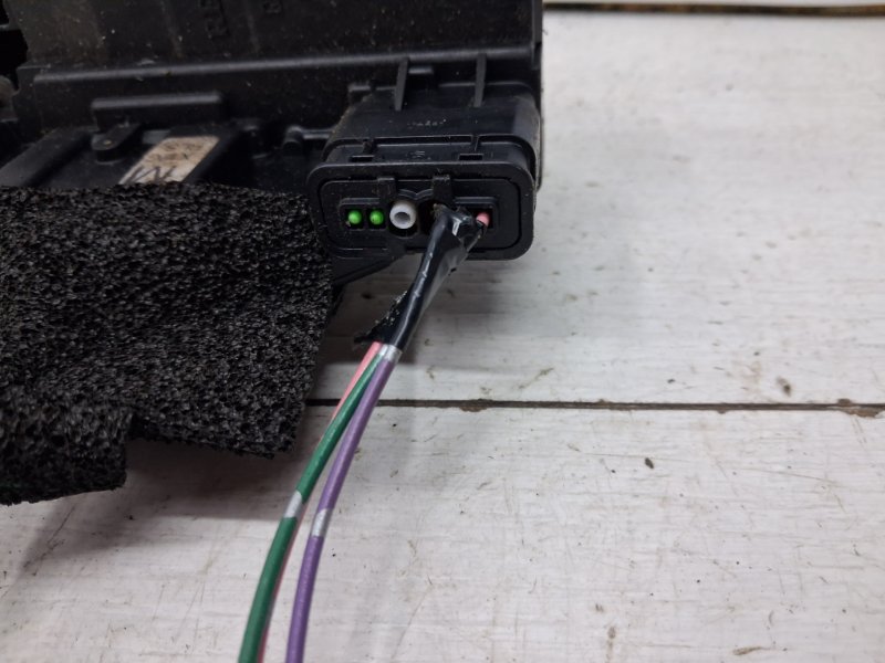 Замок двери задний левый Nissan Juke F15 1.6 turbo MR16DDT