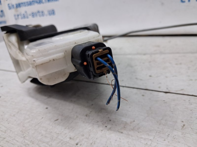 Замок двери задний правый Pajero Wagon 2006-2022 4 3.2 Дизель 4M41