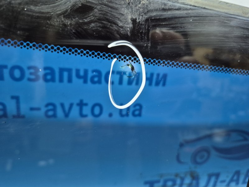 Стекло лобовое Outlander 2003-2006 cu 2.4 бензин 4G69