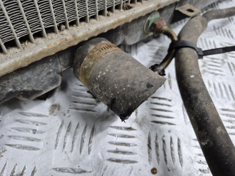 Радиатор основной Outlander 2003-2006 cu 2.4 бензин 4G69