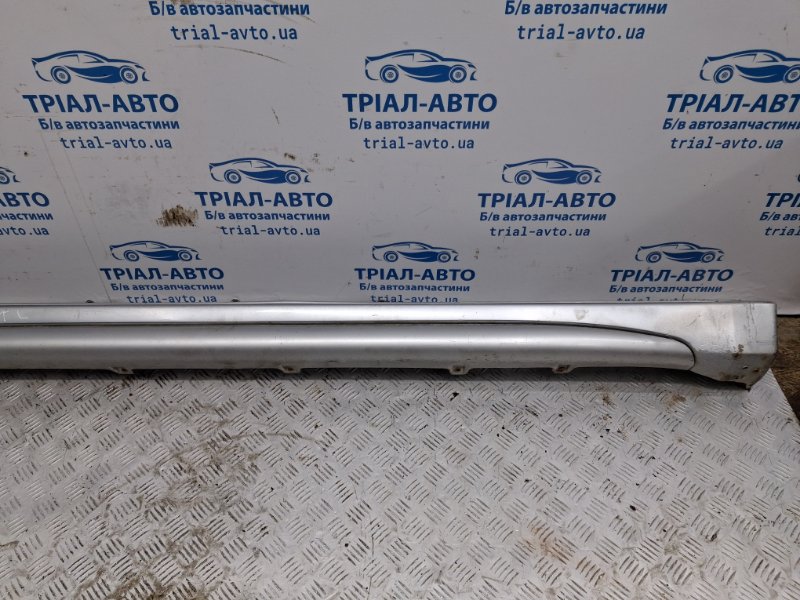 Накладка порога внешняя левая Mitsubishi Outlander cu 2.4 бензин 4G69