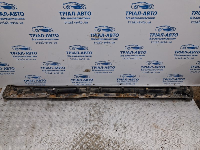 Накладка порога внешняя левая Outlander 2003-2006 cu 2.4 бензин 4G69